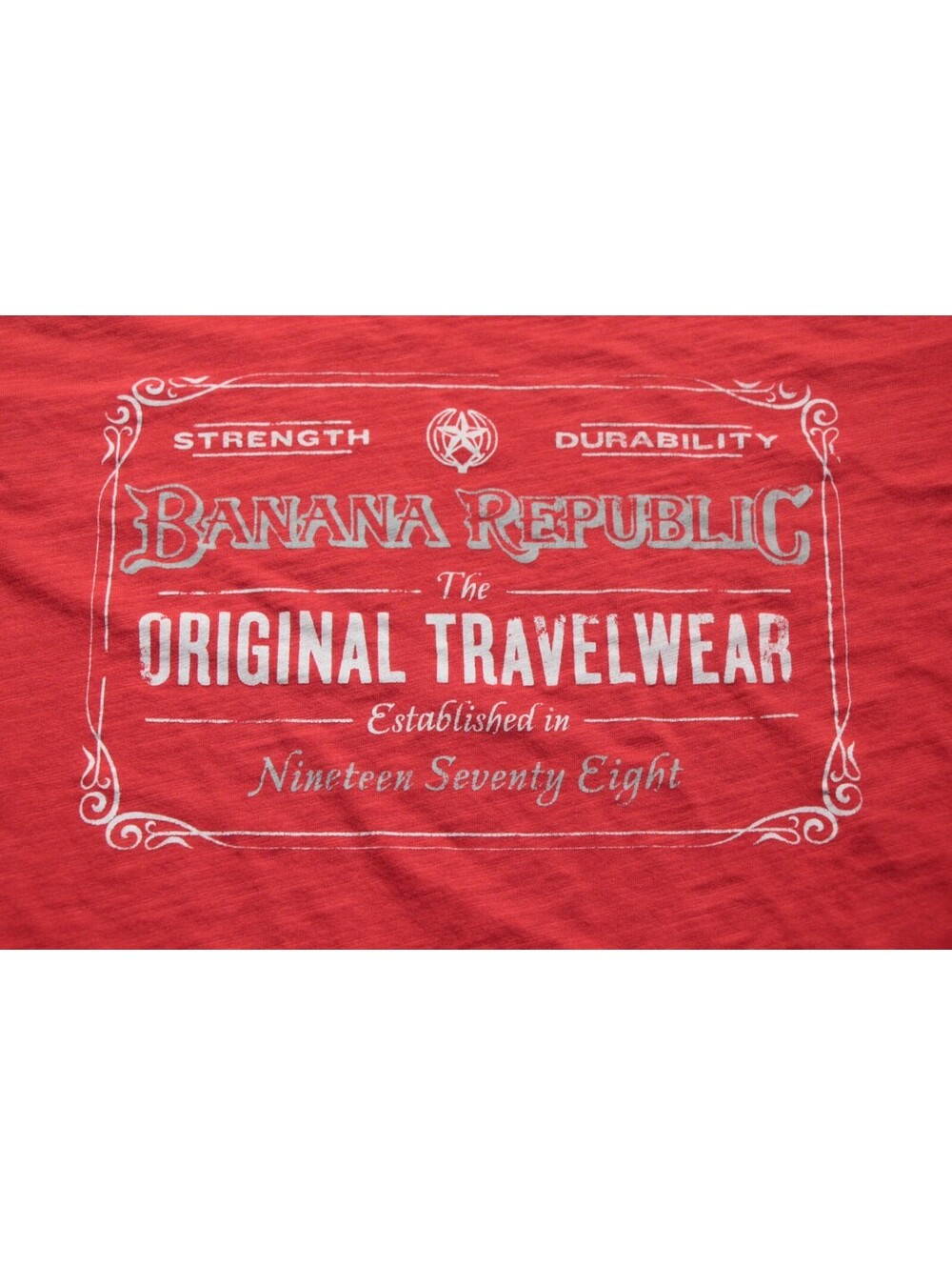 Banana Republic T-Shirt Red M Distressed Shirt Original Travelwear